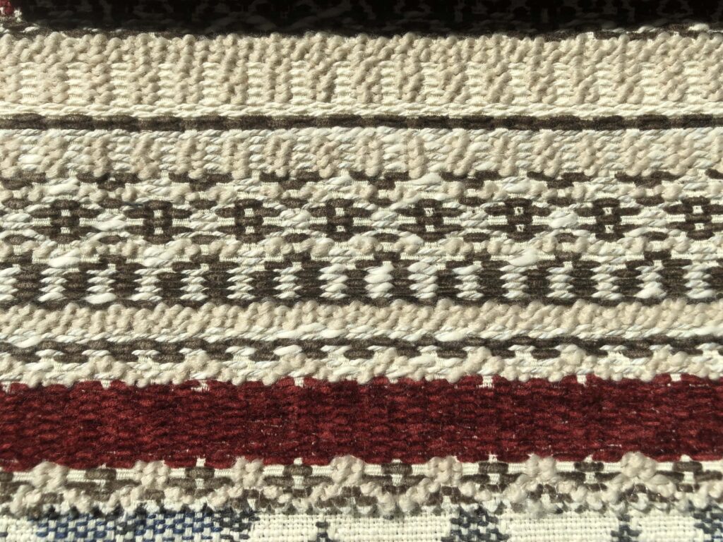 alt